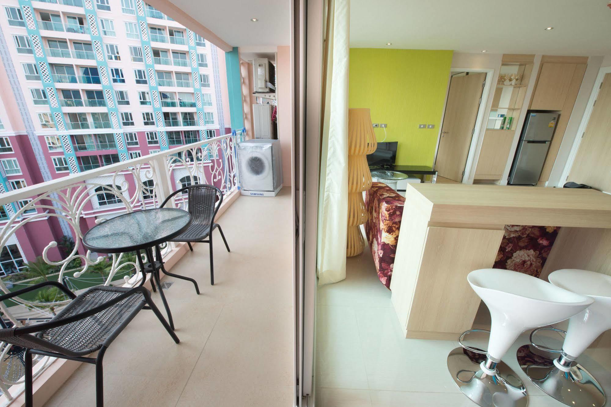 Hotel Grande Caribbean Pattaya Extérieur photo