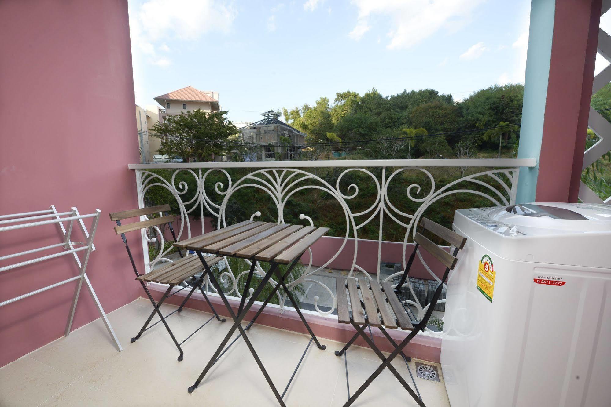 Hotel Grande Caribbean Pattaya Extérieur photo